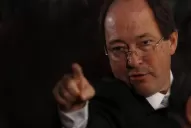 Convención de la UCR: Sanz vence a Cobos en las primeras mediciones