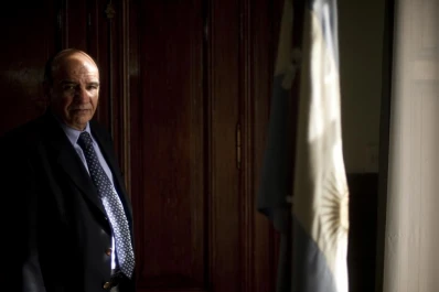 La Corte suspendió la vigencia de la ley contra los “dealers”