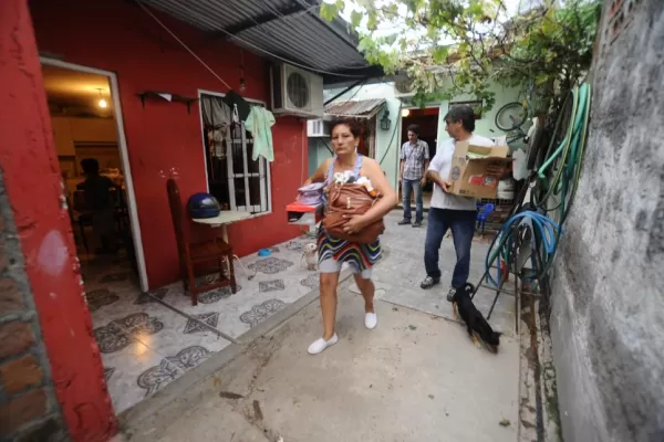 Dejaron su casa por temor a que los maten