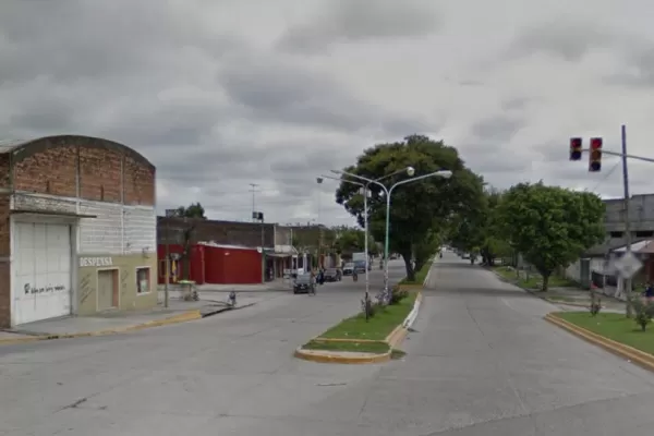 Chocó con su moto contra una pared y murió, esta mañana