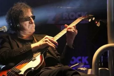 Charly García presentó un tema inédito en 'Viudas e Hijos del Rock and Roll'