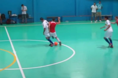 El increíble caño de un jugador de futsal