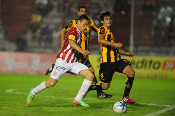 San Martín quiere fútbol y premio