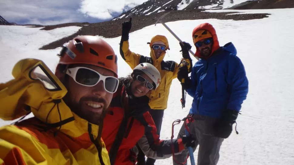 PASIÓN POR LA ALTURA. Las imágenes muestran a Pablo Zelaya Huerta en distintas aventuras, todas con un denominador común: la altura de las montañas. fotos gentileza PABLO ZELAYA  HUERTA 