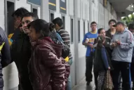 Largas colas para comprar entradas para ver a Boca