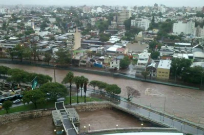 Un nuevo temporal en Córdoba deja al menos un centenar de evacuados