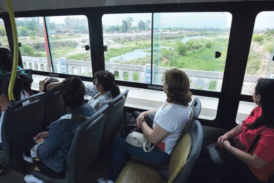 El 53 % de los lectores piensa que es malo el servicio del transporte público