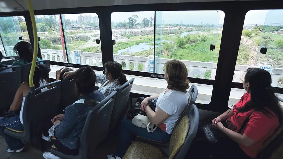 CUESTIONADO SERVICIO. Pocos lectores elogiaron la prestación del transporte público. ARCHIVO LA GACETA / FOTO DE DIEGO ARÁOZ