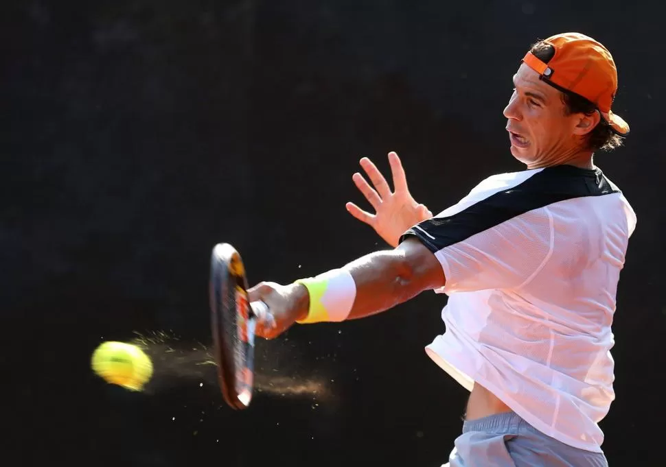 VAN POR ÉL. Se estima que esta noche habrá lleno total para ver a Nadal. foto de ATP Buenos Aires