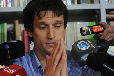 Si la Presidenta se refirió a una relación homosexual, confirmo que no, sostuvo Lagomarsino