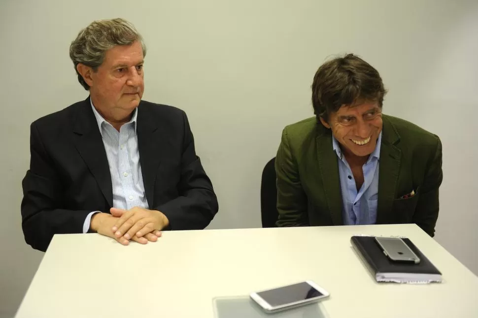 LANZAMIENTO. Raúl Topa confirmó ayer que secundará a Ricardo Bussi (saco verde) en la dupla electoral. la gaceta / foto de inés quinteros orio