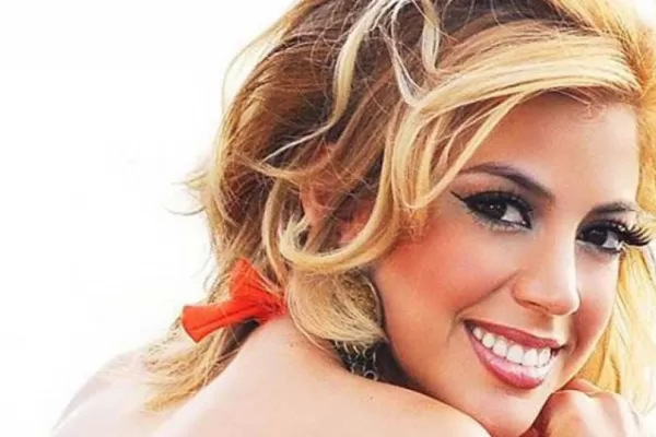 Laurita Fernéndez y Virginia Gallardo se toman una selfie sin maquillaje