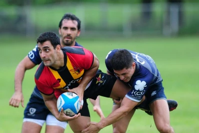 El campeón se definirá entre Natación y “Nales”