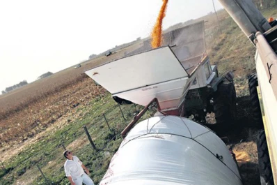 La venta de silo bolsas deberá quedar registrada en la AFIP