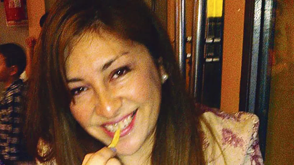 Salió a bailar y la mataron en el auto de su novio