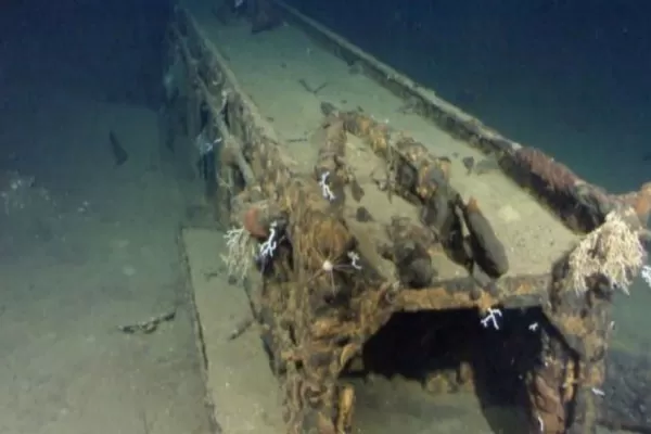 Encuentran uno de los mayores buques de la historia, hundido en 1944