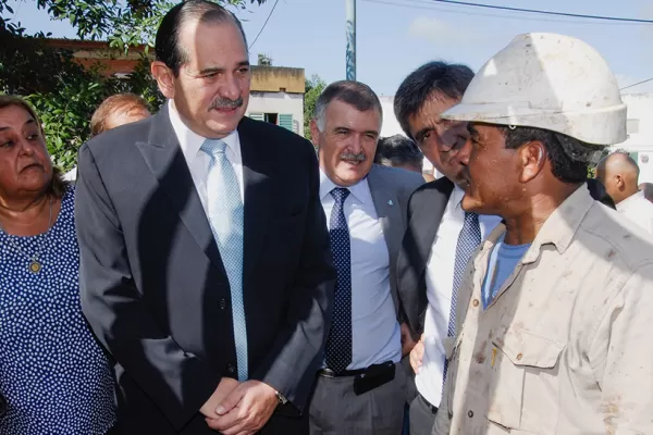 Alperovich rechazó la denuncia del amayismo de extorsión política