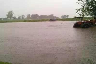 Familias de Burruyacu y de Graneros quedaron aisladas por cortes en dos rutas