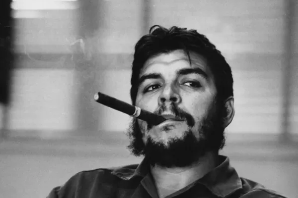 Los agujeros negros en la muerte del Che Guevara