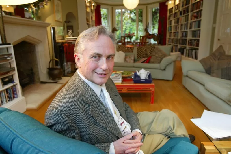 EL DESPERTAR INTELECTUAL. El escritor Richard Dawkins retrata su vida desde la idílica infancia vivida en África hasta su ingreso en Oxford. la gaceta / archivo