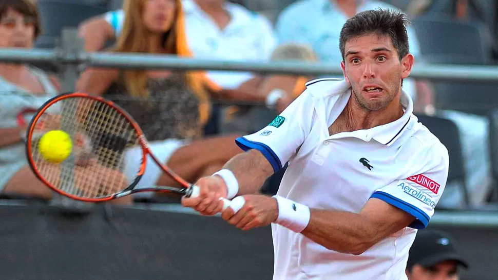 ARRANCO BIEN. El argentino Delbonis superaba al brasileño cuando el partido fue postergado para mañana desde las 11. TELAM