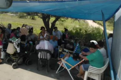 Los habitantes de La Madrid abandonan sus hogares