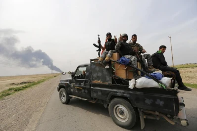Iraquíes y kurdos recuperan terreno en el norte de Irak