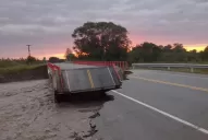 Las aguas se llevaron el paso sobre el río Zerda, en la ruta 307