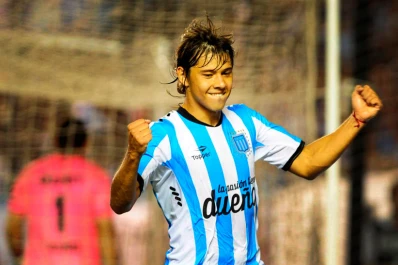 Con suplentes, Racing goleó a Colón