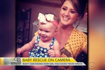 El dramático rescate de una bebé que sobrevivió en un auto sumergido