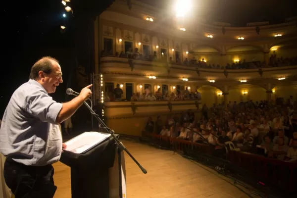 Hay candidatos fuertes, pero con partidos débiles