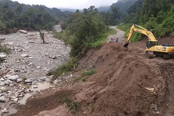 Por 50 derrumbes, es imposible circular por la ruta 65, a Las Estancias