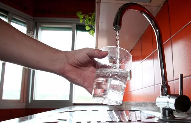 AGUA POTABLE. Alfredo Calvo, titular de la SAT, aseguró que la compañía encarará una nueva fase: “Viene la etapa de mejorar la calidad”. salud.com.ar