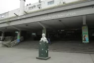 Violaron a una jovencita delante de sus primos