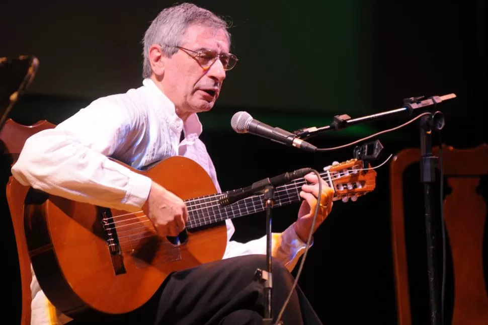 SUENA GUITARRA. Juan Falú se integra a un seleccionado tucumano.  la gaceta / foto de INÉS QUINTEROS ORIO 