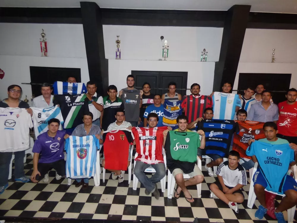 PREPARADOS. Los jugadores de futsal de la provincia sueñan con el ascenso. 