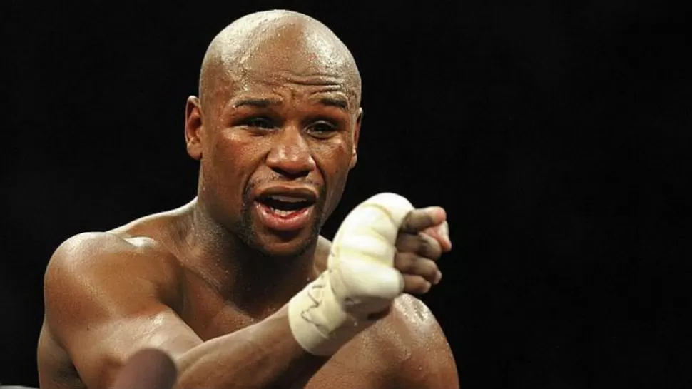 Aseguran que un sparring noqueó a Mayweather mientras entrenaba para Pacquiao