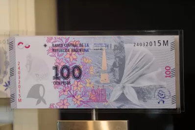 Madres en billete de $100