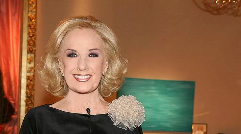 Mirtha Legrand ya tiene a sus primeras invitadas: Karina La Princesita y Pampita