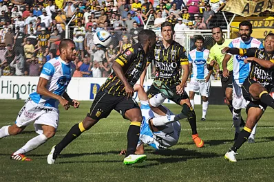 Olimpo y Rafaela igualaron en Bahía Blanca