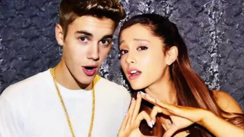 PAZ Y AMOR. Justin y Ariana pusieron su mejor cara. (IMAGEN DE YTIMG)