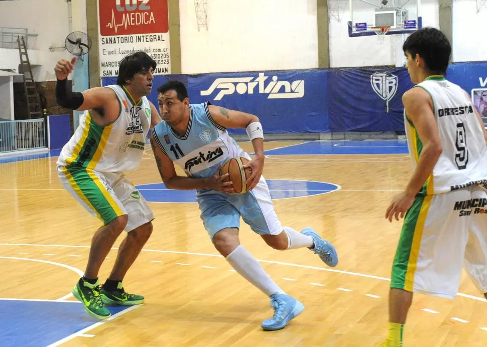 SUPO SOBREPONERSE. Moreno aportó ocho puntos para Tucumán BB. la gaceta / foto de héctor peralta