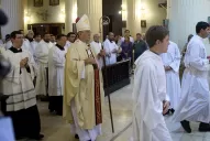 Zecca instó a los sacerdotes a servir y vivir para Dios