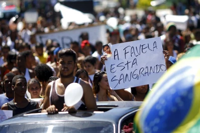 Río de Janeiro en vilo por las muertes en Alemao