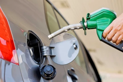 Mañana suben 1% los precios de las naftas