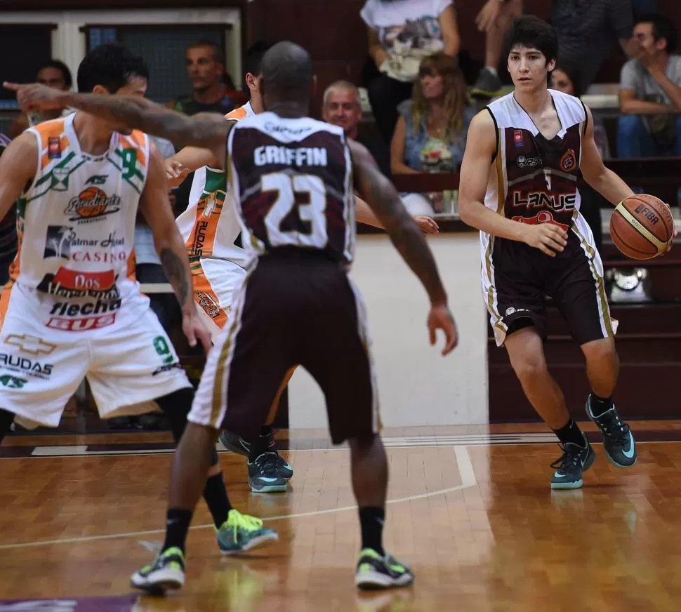 CRECE DÍA A DÍA. Iván Gramajo juega en la elite con Lanús.   FOTO de LNB.COM.AR