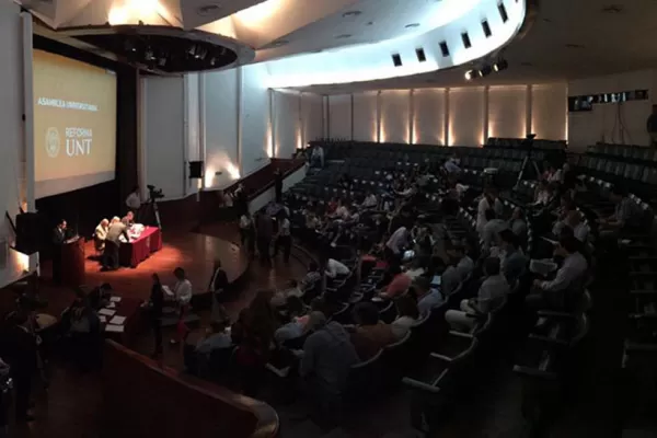Sin acuerdo en la sexta sesión de la asamblea en la UNT por la reforma del Estatuto