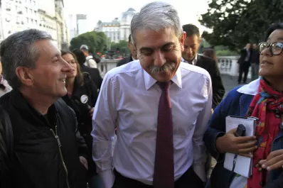 Aníbal Fernández cargó contra Insaurralde: se cagó en todo el mundo