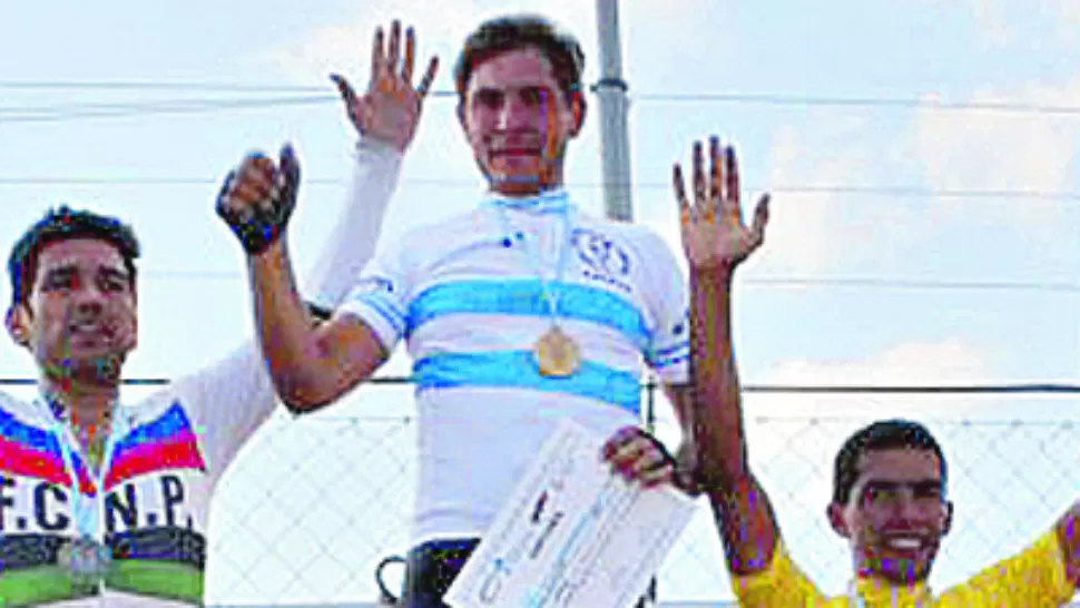 ALEGRIA. Francisco Vercellone logró el mayor éxito de su extensa trayectoria. fotos de raúl carranza