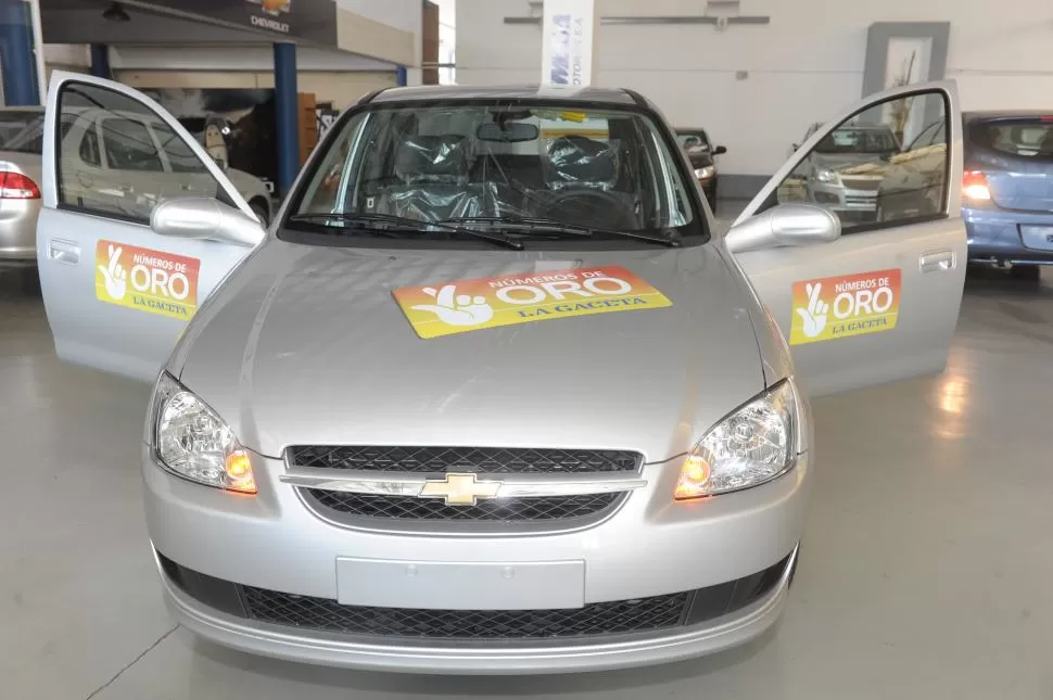ESTE ES EL AUTO DE LA GACETA. El Chevrolet Classic 4 puertas LS 1.4 N  0 km será sorteado el martes al mediodía ¿Quién será el ganador? la gaceta / foto de Antonio Ferroni